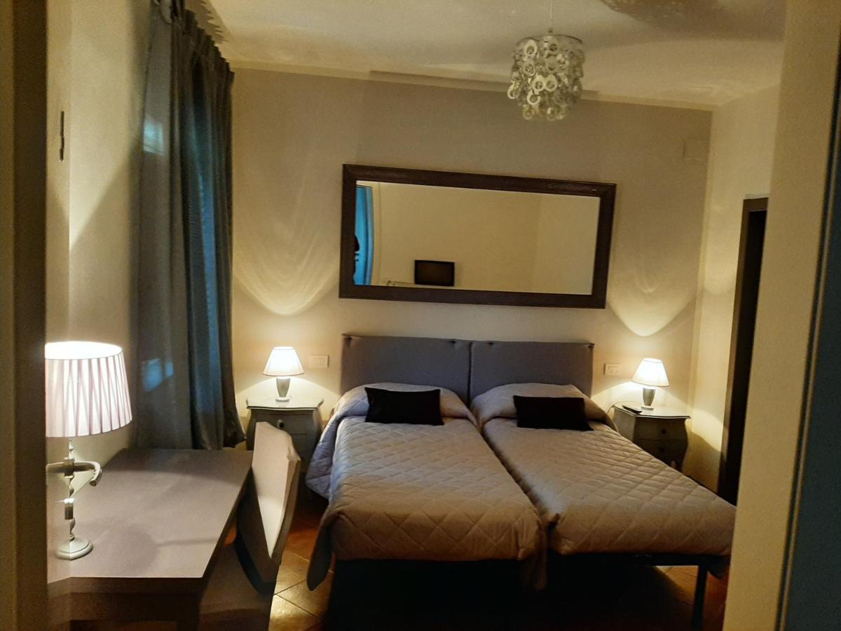 B&B Principe Calaf 3 Lukka Zewnętrze zdjęcie