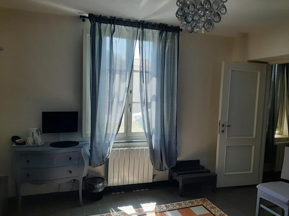 B&B Principe Calaf 3 Lukka Zewnętrze zdjęcie